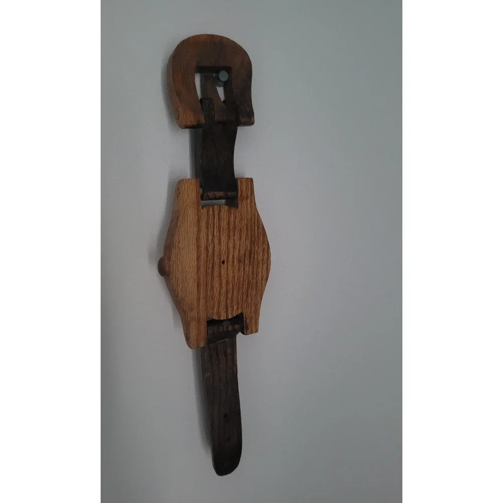 Vintage Wooden Wall Clock, Watch‎ Design, Rustic Home Decor, Unique Timepiece